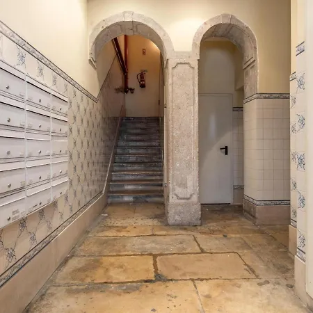 Lv Premier Baixa Pr2 Elevator, View, Balcony Apartment *
